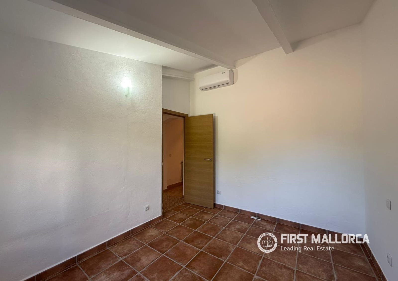 3 soveværelse Finca/Landehus til leje i Alaro med garage - € 2.500 (Ref: 9782396)