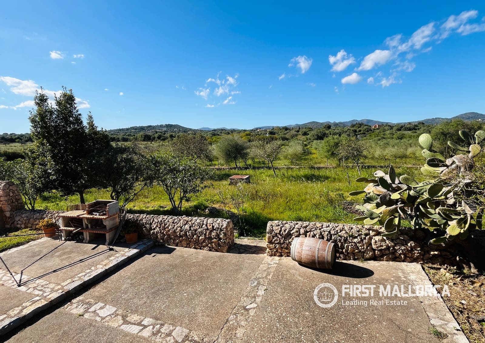 3 sypialnia Finka/Dom wiejski do wynajęcia w Portocristo / Port de Manacor z basenem garażem - 2 500 € (Ref: 9782397)