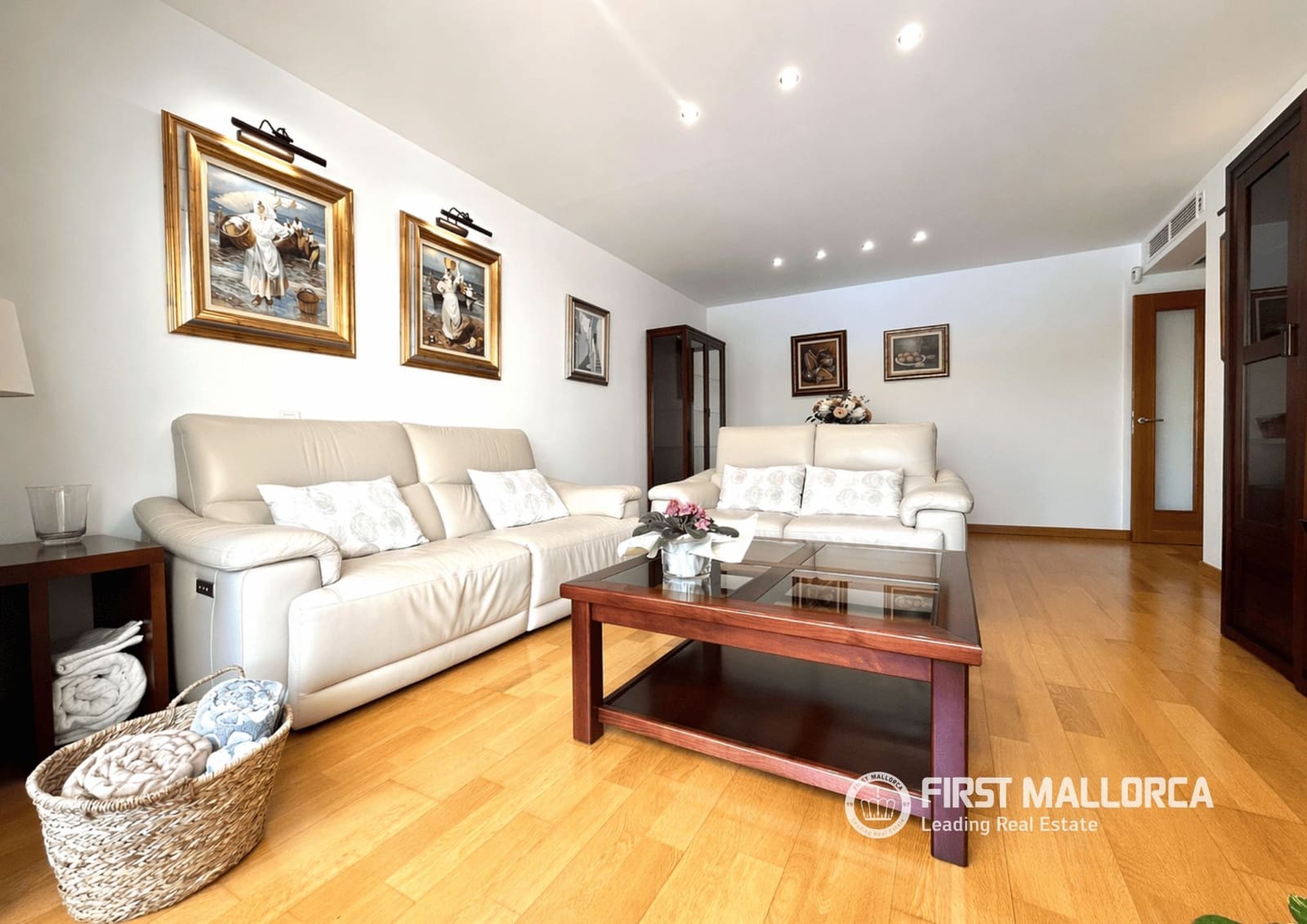 3 soveværelse Lejlighed til leje i Palma de Mallorca med garage - € 2.600 (Ref: 9782398)