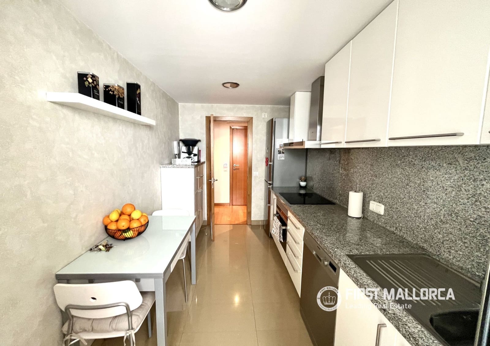 3 soveværelse Lejlighed til leje i Palma de Mallorca med garage - € 2.600 (Ref: 9782398)