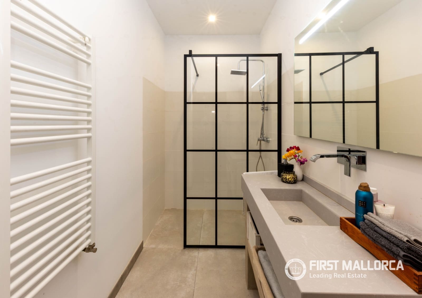 8 chambre Finca/Maison de Campagne à vendre à Montuiri avec garage - 7 000 000 € (Ref: 9782400)