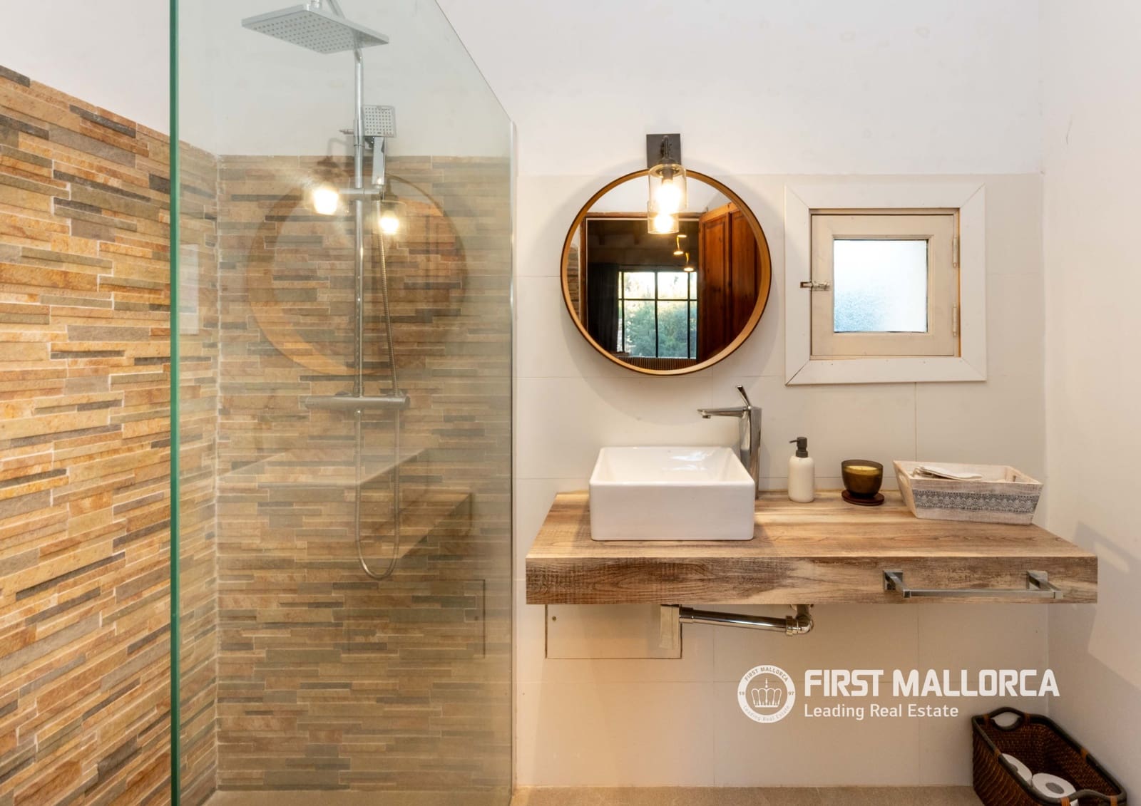 8 chambre Finca/Maison de Campagne à vendre à Montuiri avec garage - 7 000 000 € (Ref: 9782400)