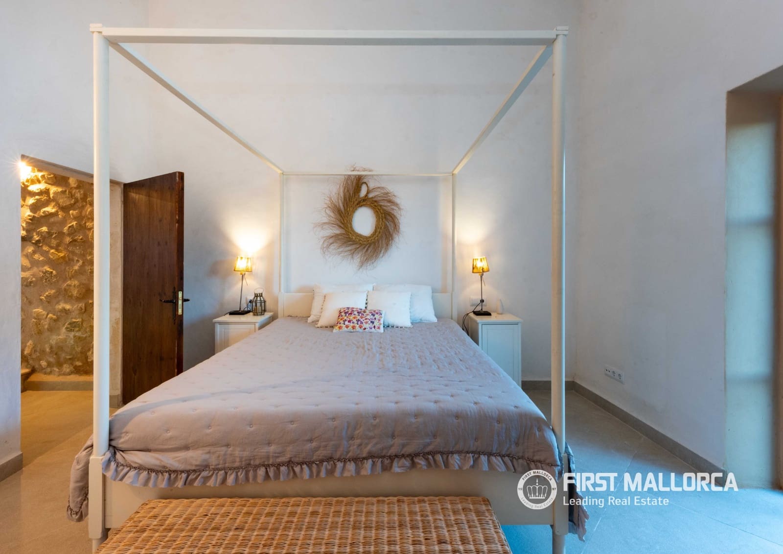 8 chambre Finca/Maison de Campagne à vendre à Montuiri avec garage - 7 000 000 € (Ref: 9782400)