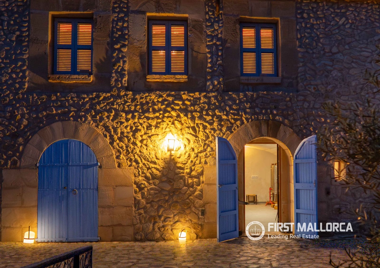 8 chambre Finca/Maison de Campagne à vendre à Montuiri avec garage - 7 000 000 € (Ref: 9782400)