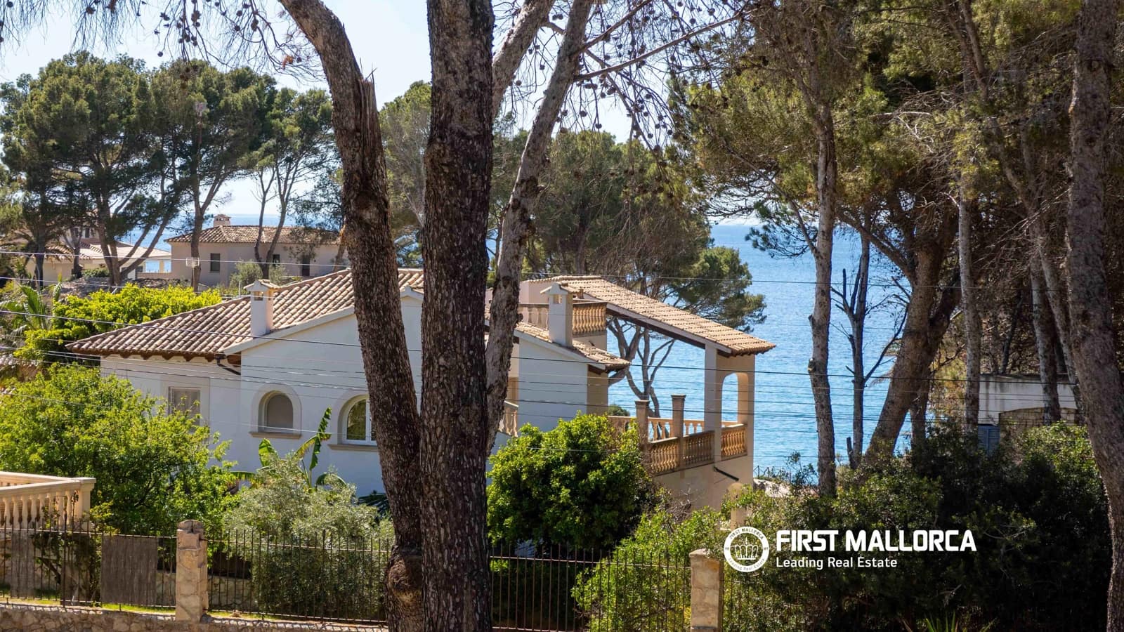 4 soveværelse Villa til salg i Costa de la Calma med swimmingpool garage - € 1.795.000 (Ref: 9782402)