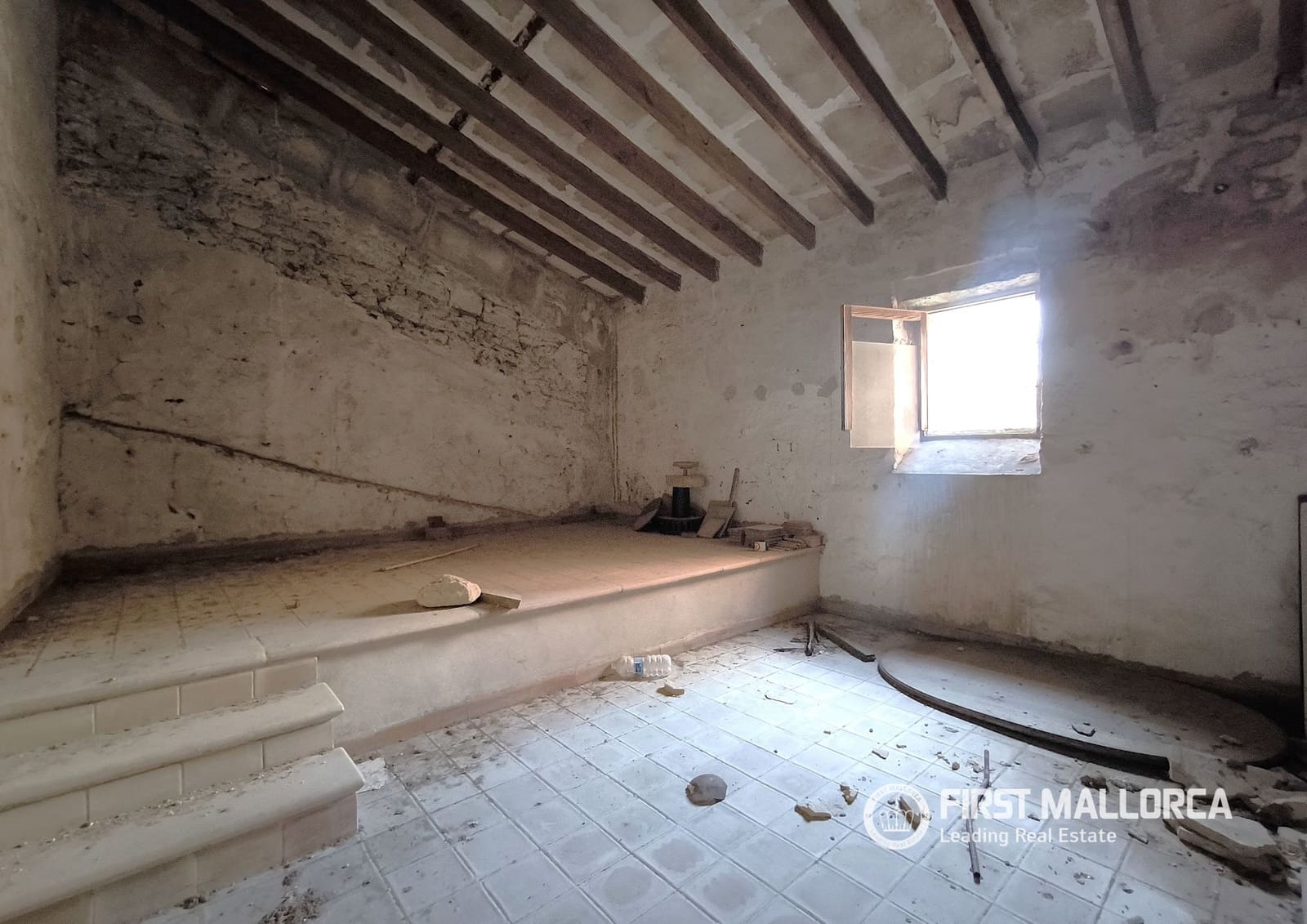 3 bedroom Townhouse for sale in Llucmajor with garage - € 330,000 (Ref: 9787858)