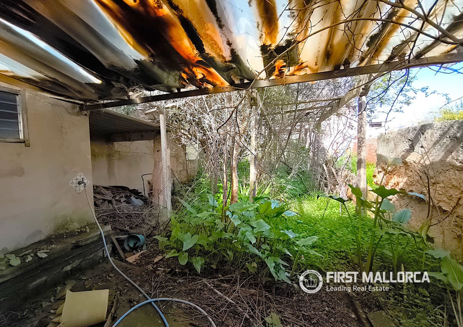 3 bedroom Townhouse for sale in Llucmajor with garage - € 330,000 (Ref: 9787858)