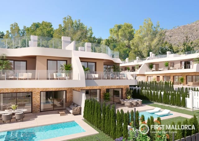 3 soverom Kjedet enebolig til salgs i Peguera / Paguera, Calvià med svømmebasseng garasje - € 1 995 000 (Ref: 9789923)