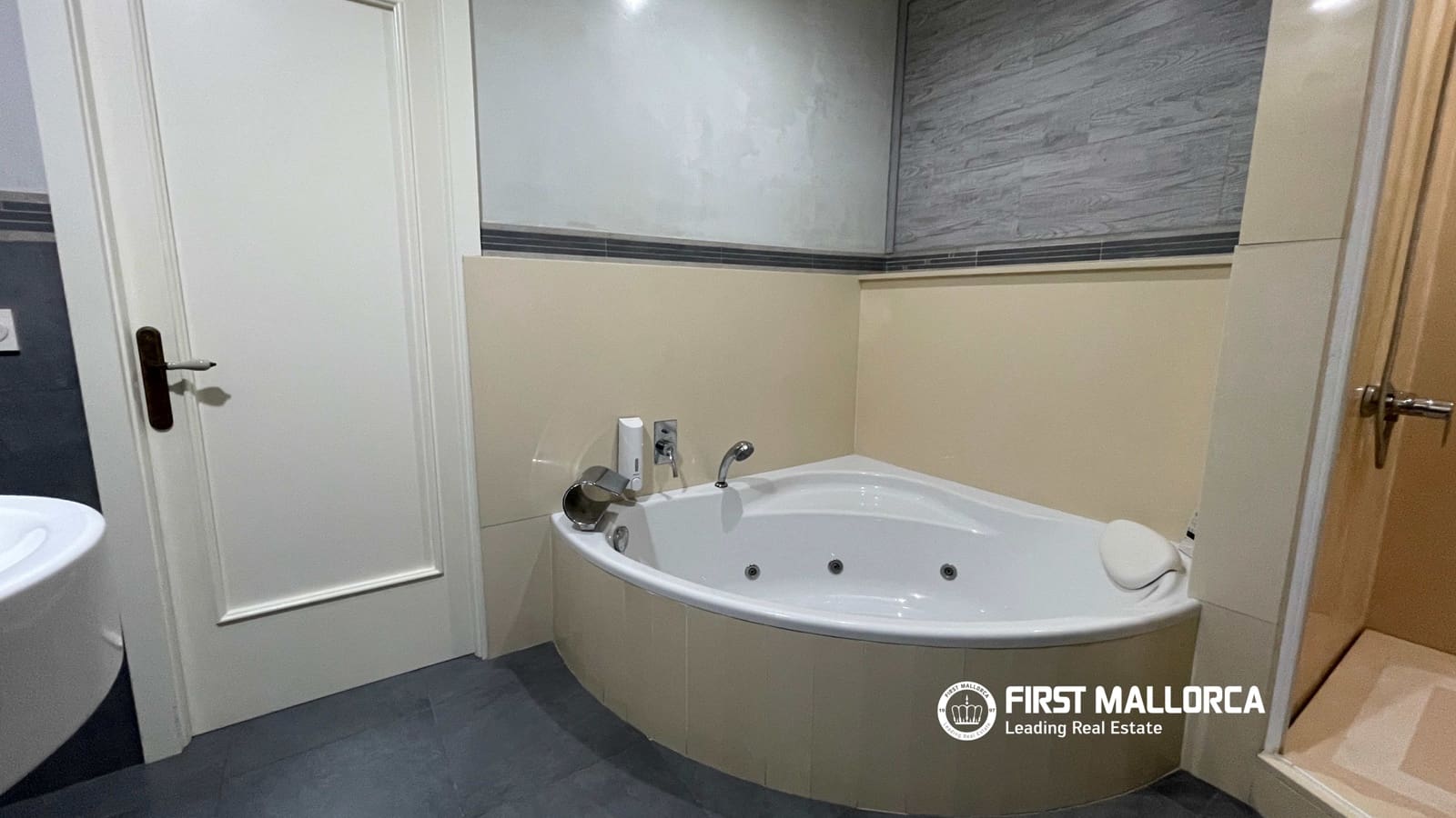 1 bedroom Apartment for rent in Pollensa / Pollenca - € 2,300 (Ref: 9789925)