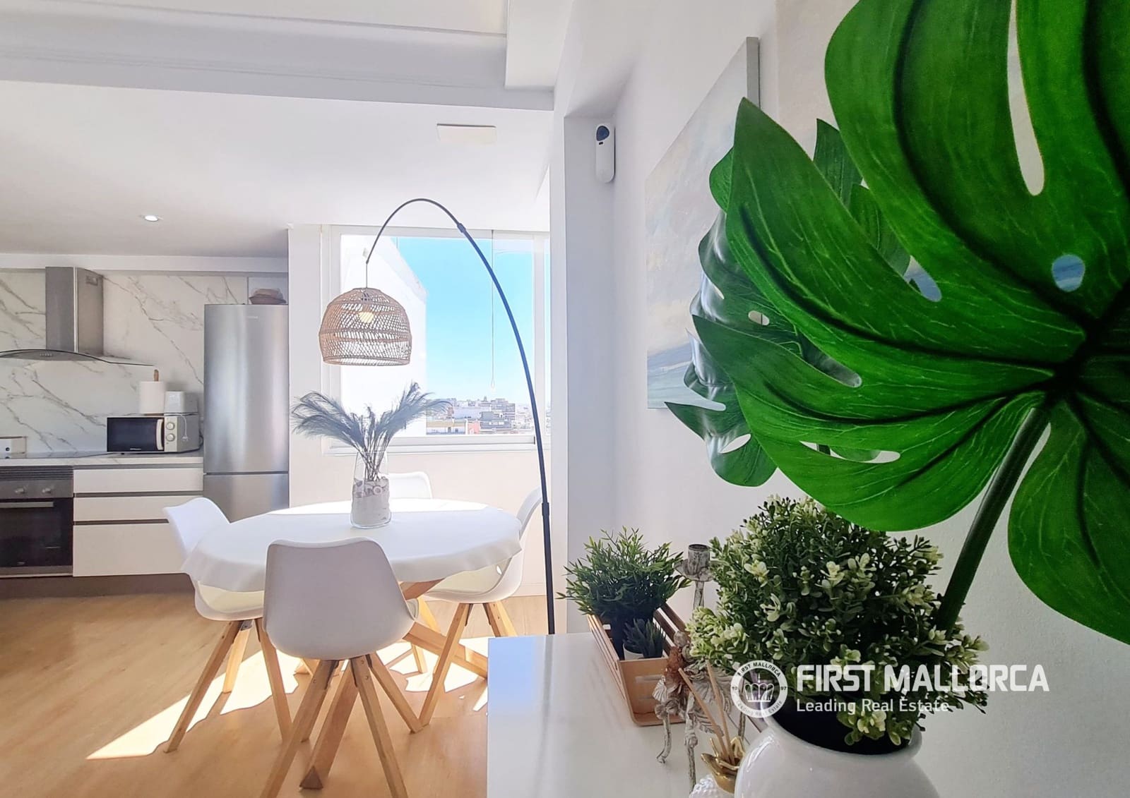 2 bedroom Penthouse for rent in Palma de Mallorca with garage - € 2,500 (Ref: 9789926)