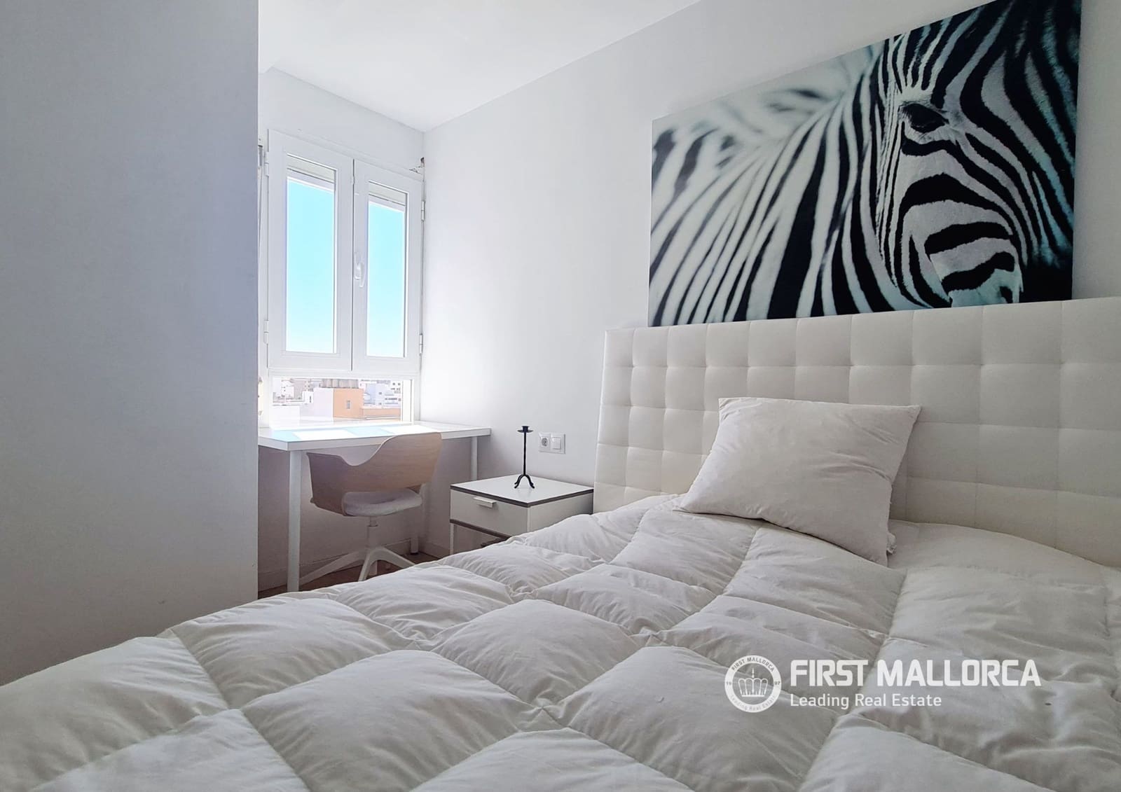 2 bedroom Penthouse for rent in Palma de Mallorca with garage - € 2,500 (Ref: 9789926)