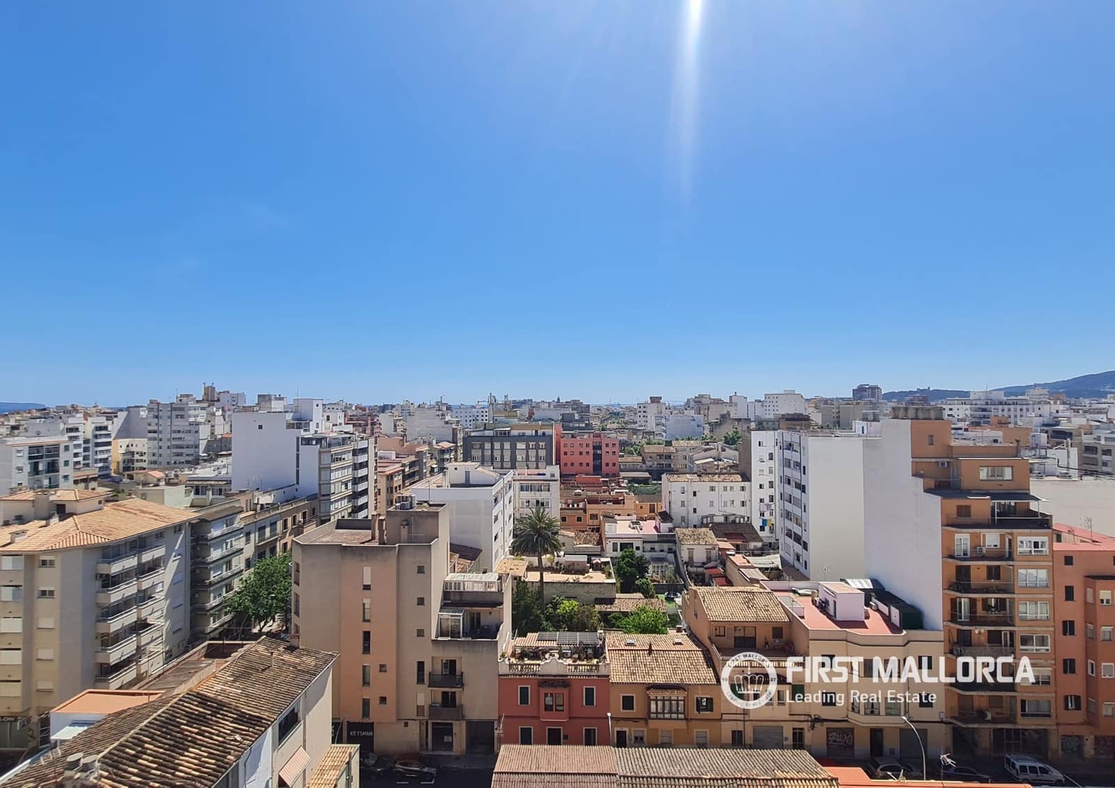 2 bedroom Penthouse for rent in Palma de Mallorca with garage - € 2,500 (Ref: 9789926)