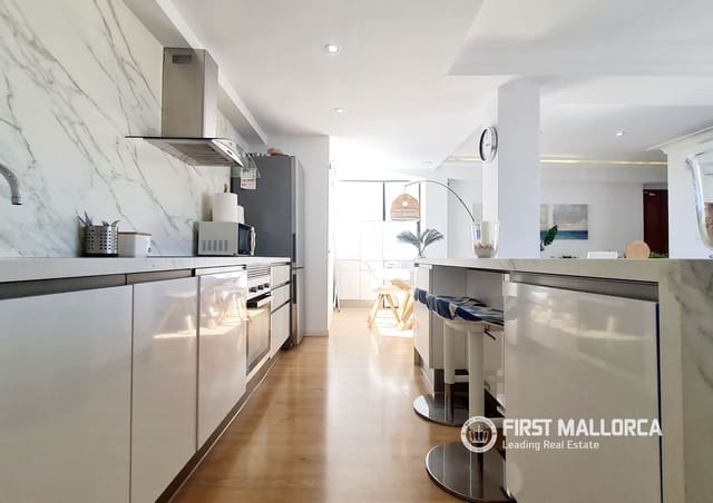 2 bedroom Penthouse for rent in Plaça de Toros, Palma de Mallorca with garage - € 2,500 (Ref: 9789926)