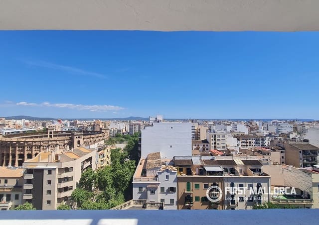 2 bedroom Penthouse for rent in Plaça de Toros, Palma de Mallorca with garage - € 2,500 (Ref: 9789926)