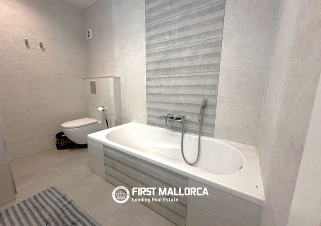 2 soveværelse Lejlighed til salg i Cala Vinyes / Cala Vinyas / Cala Viñas, Calvià med swimmingpool garage - € 650.000 (Ref: 9789928)