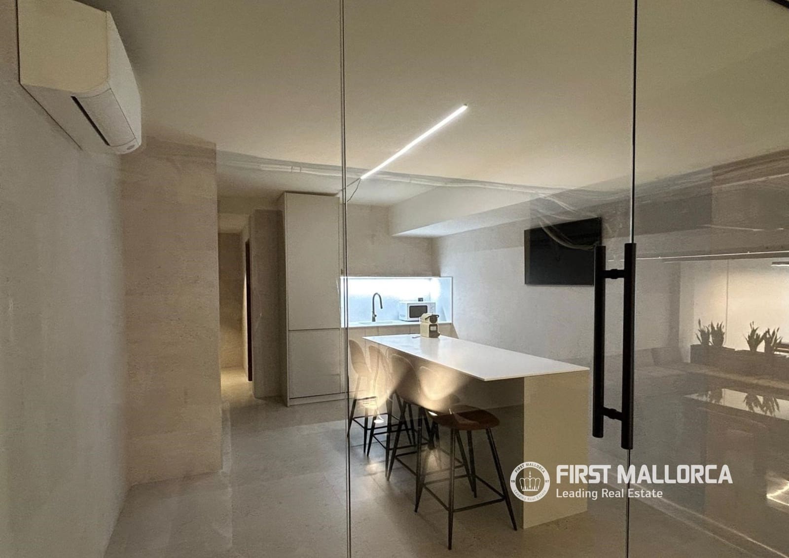 Erhverv til salg i Palma de Mallorca med garage - € 975.000 (Ref: 9793635)