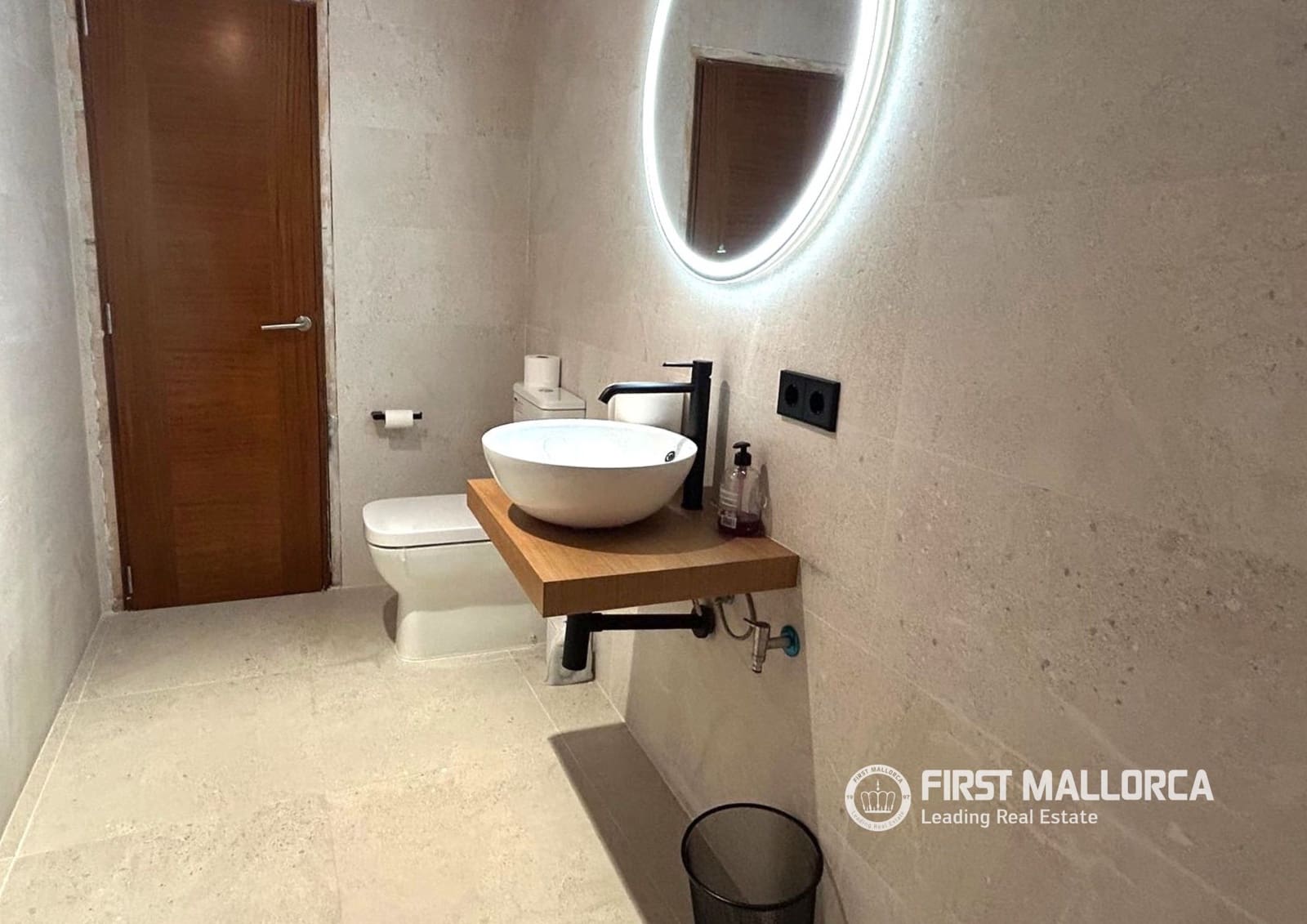 Erhverv til salg i Palma de Mallorca med garage - € 975.000 (Ref: 9793635)