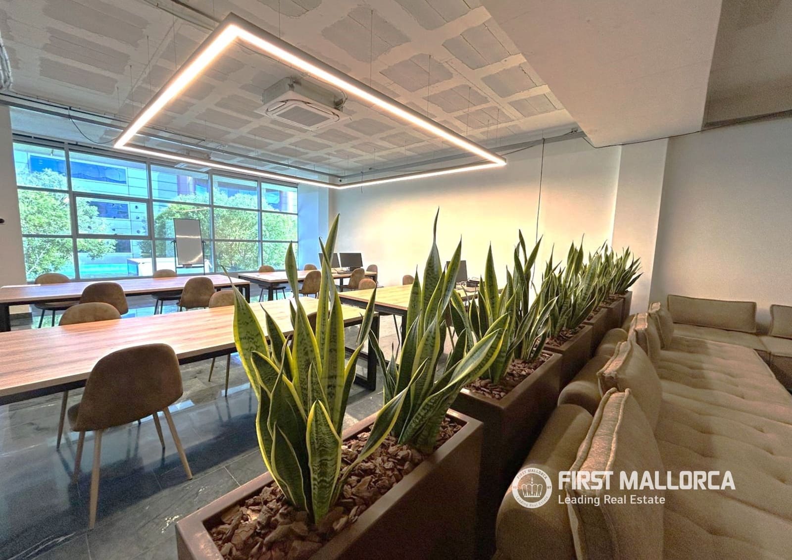 Erhverv til salg i Palma de Mallorca med garage - € 975.000 (Ref: 9793635)