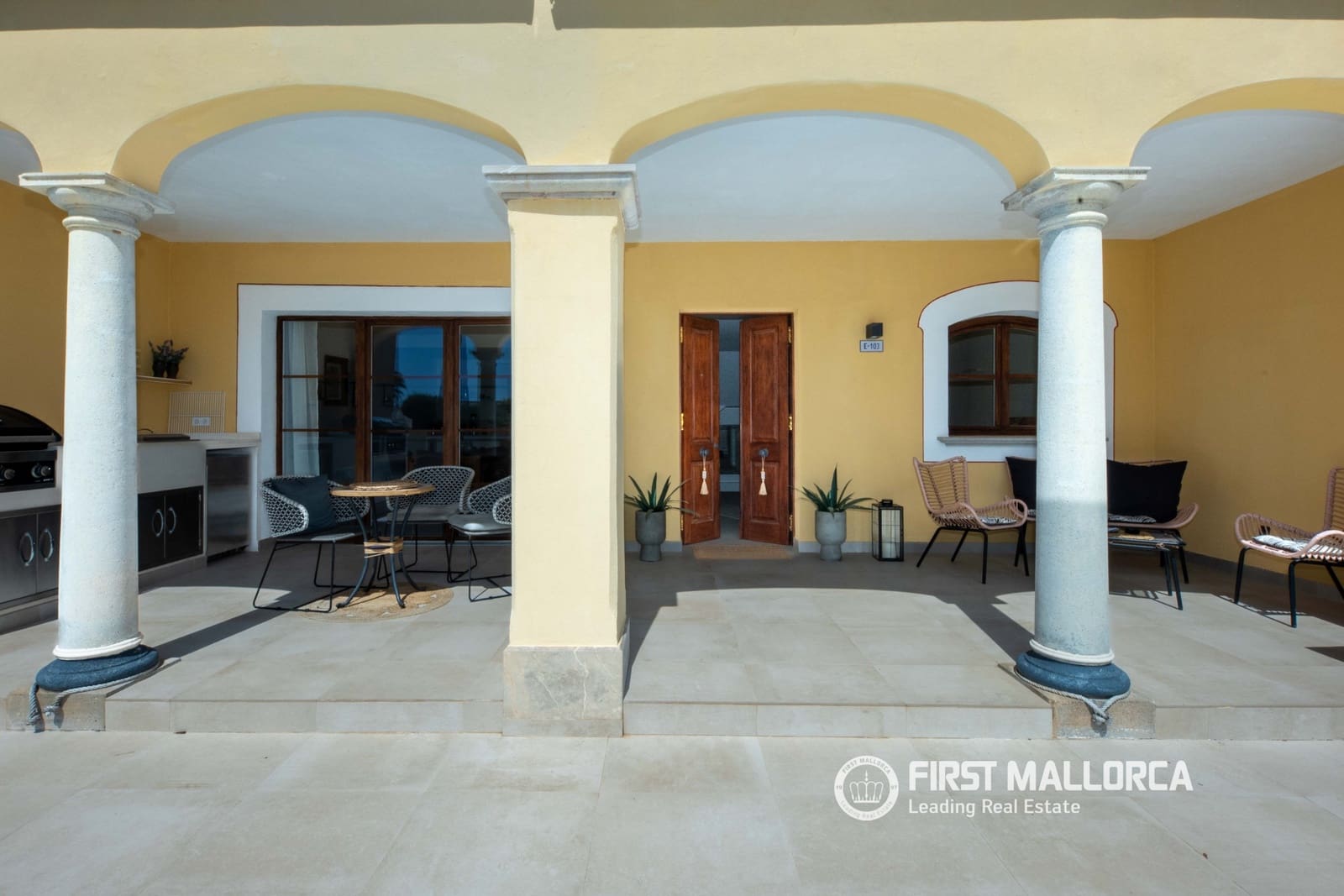 2 makuuhuone Paritalo myytävänä paikassa Santa Ponsa mukana uima-altaan 
autotalli - 1 695 000 € (Ref: 9798345)