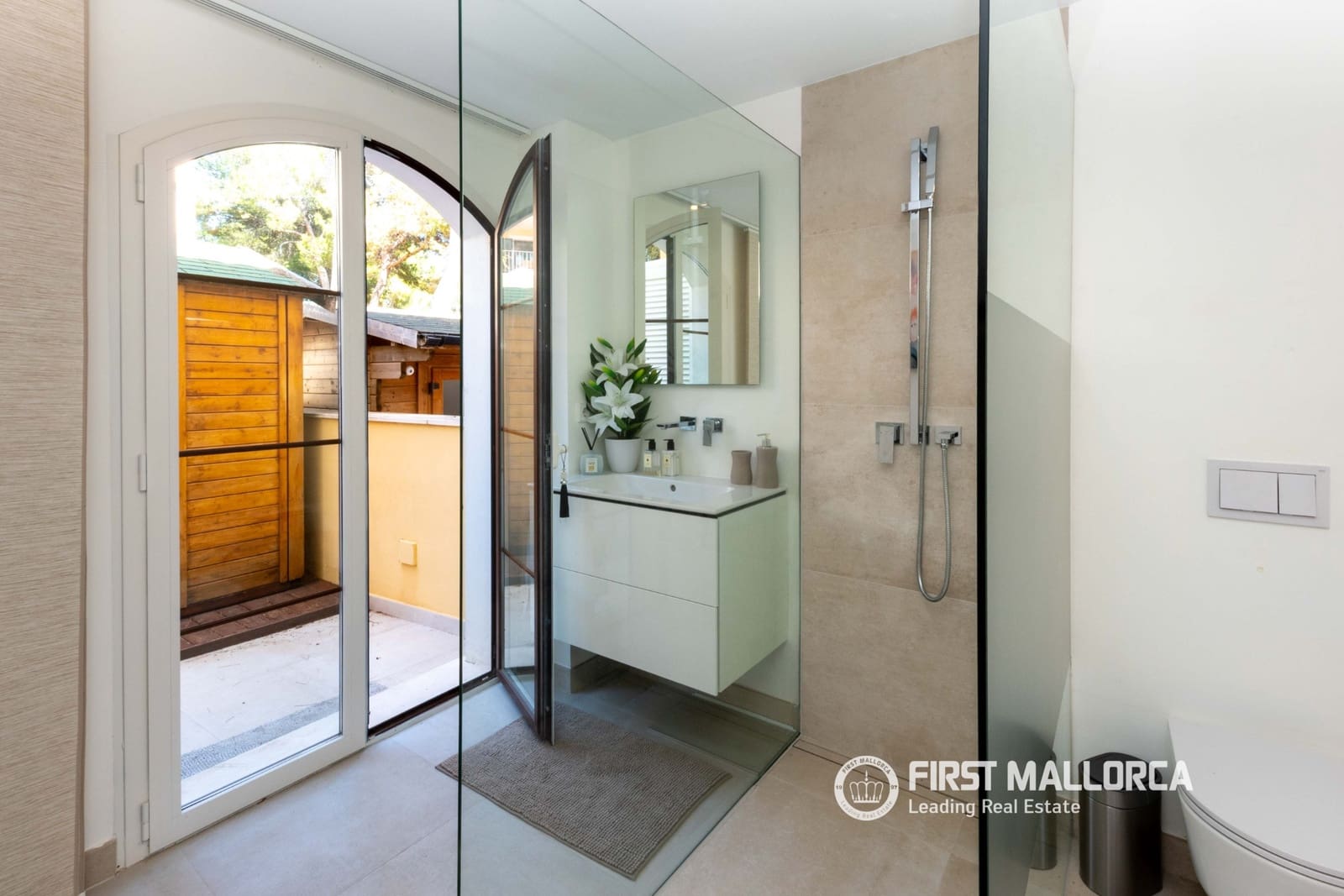 2 makuuhuone Paritalo myytävänä paikassa Santa Ponsa mukana uima-altaan 
autotalli - 1 695 000 € (Ref: 9798345)