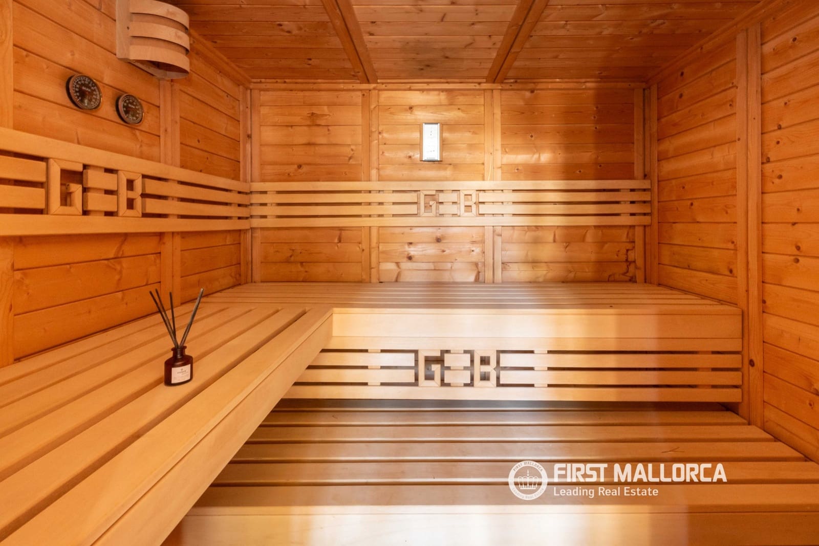 2 makuuhuone Paritalo myytävänä paikassa Santa Ponsa mukana uima-altaan 
autotalli - 1 695 000 € (Ref: 9798345)