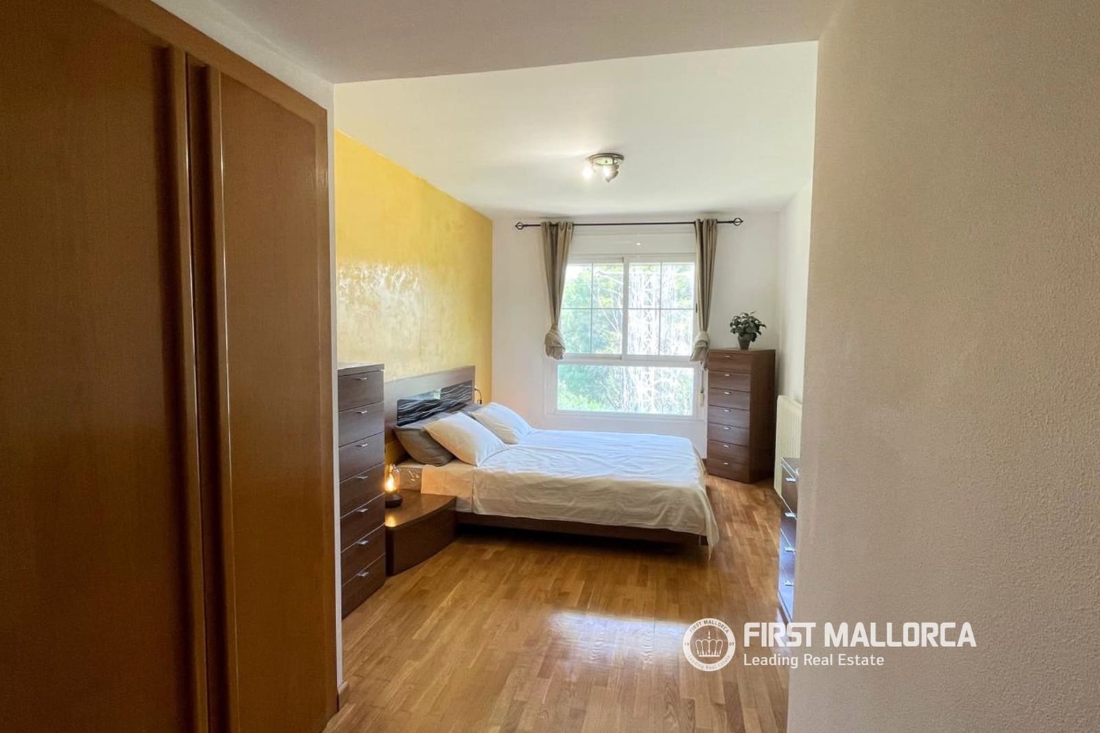 2 quarto Apartamento para arrendar em Palma de Mallorca com garagem - 2 500 € (Ref: 9798346)