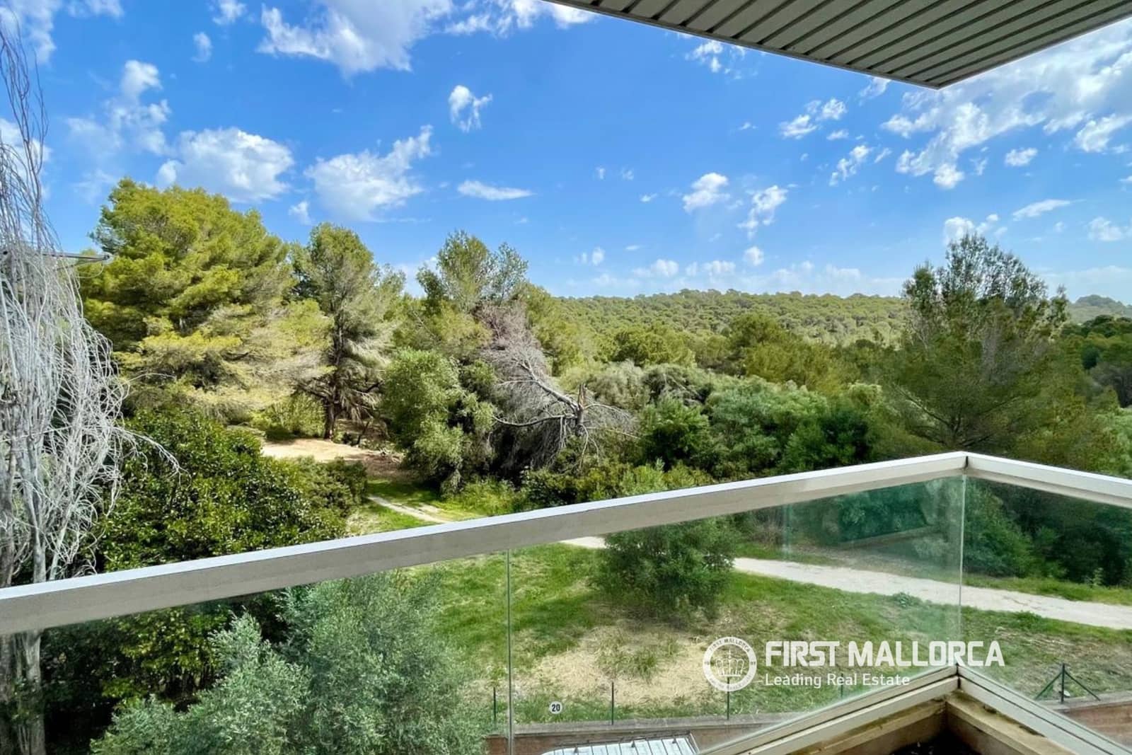 2 quarto Apartamento para arrendar em Palma de Mallorca com garagem - 2 500 € (Ref: 9798346)