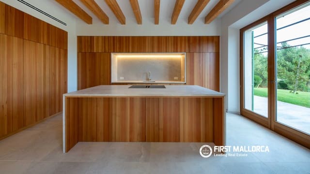 4 chambre Finca/Maison de Campagne à vendre à Alaró avec piscine garage - 4 900 000 € (Ref: 9798348)