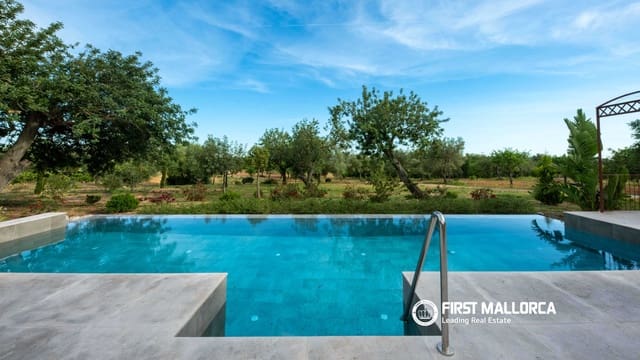 4 chambre Finca/Maison de Campagne à vendre à Alaró avec piscine garage - 4 900 000 € (Ref: 9798348)