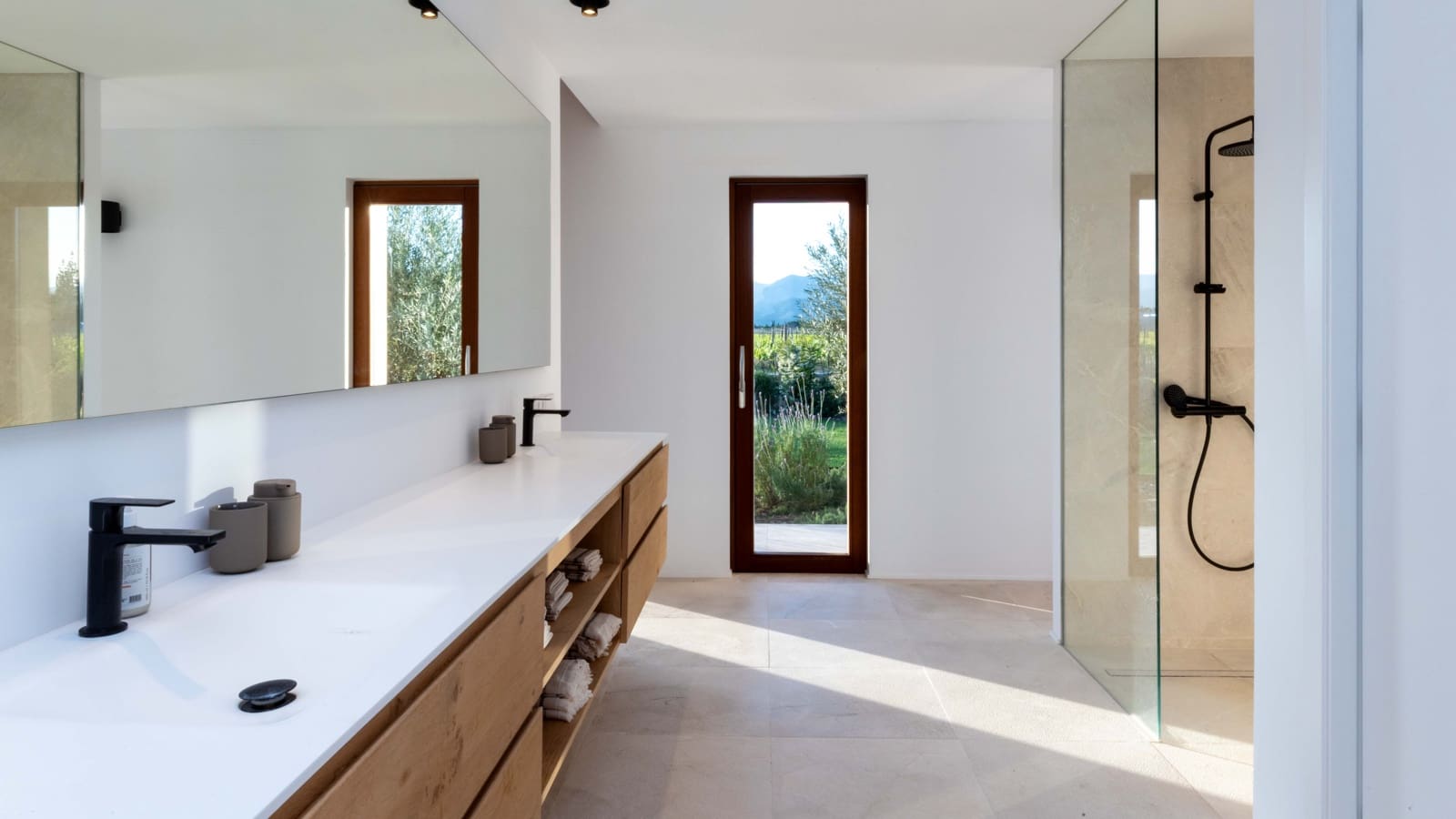 Finca/Casa Rural de 4 habitaciones en Sencelles en venta con piscina garaje - 3.995.000 € (Ref: 9798349)