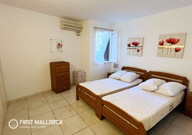 2 sovrum Lägenhet att hyra i Cala d'Or, Santanyí - 2 000 € (Ref: 9803717)