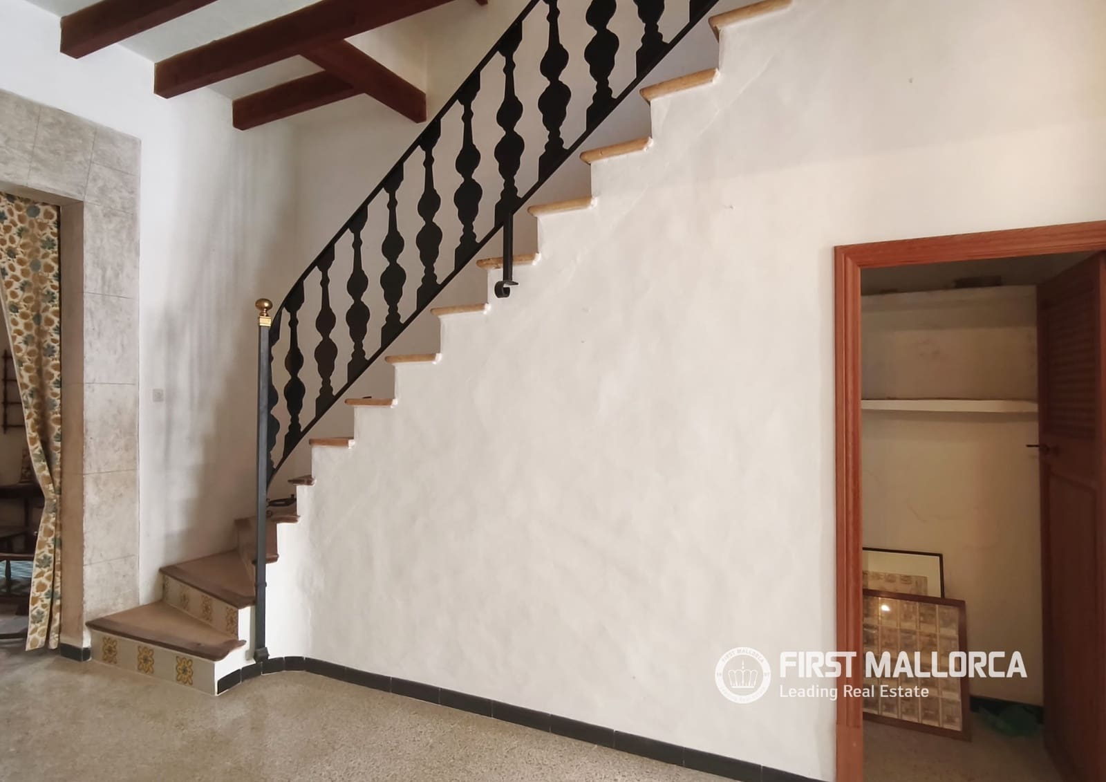 5 slaapkamer Huis te koop in Llucmajor - € 610.000 (Ref: 9805662)