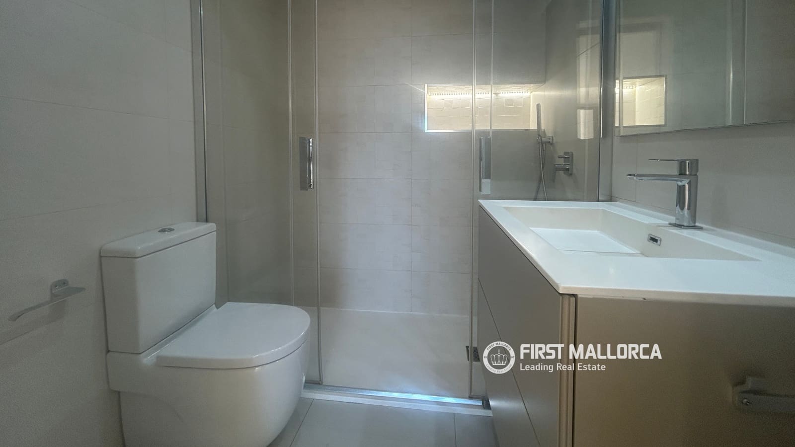 3 sovrum Lägenhet till salu i Palma de Mallorca med garage - 895 000 € (Ref: 9810789)