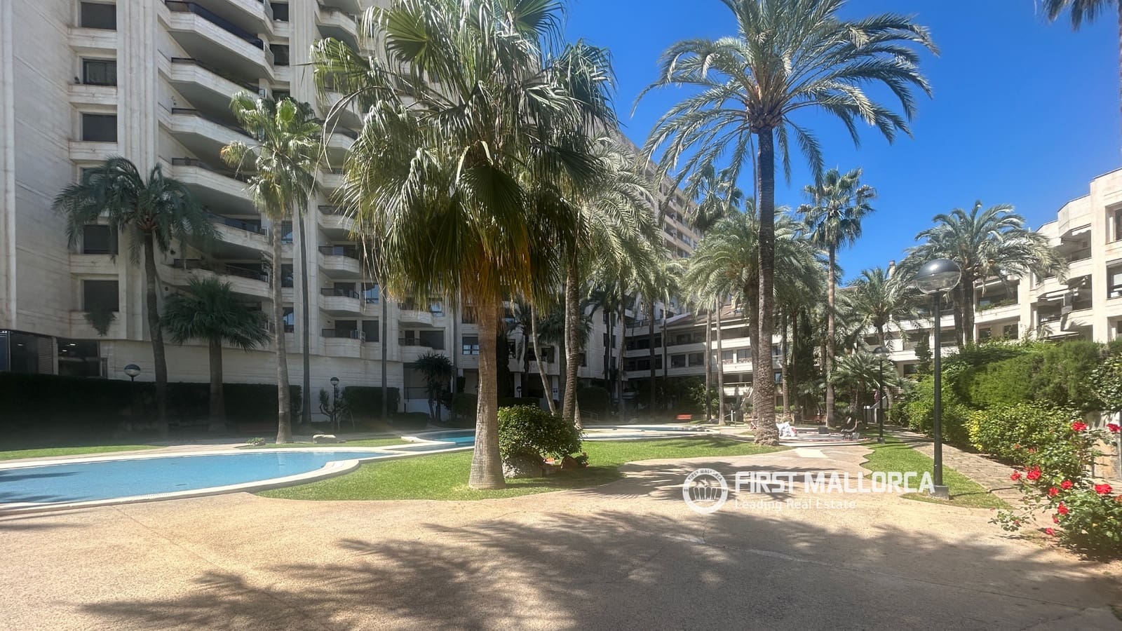 3 sovrum Lägenhet till salu i Palma de Mallorca med garage - 895 000 € (Ref: 9810789)