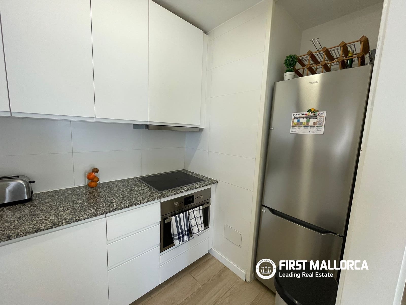 2 makuuhuone Huoneisto vuokrattavana paikassa Sant Elm mukana 
autotalli - 2 600 € (Ref: 9810790)