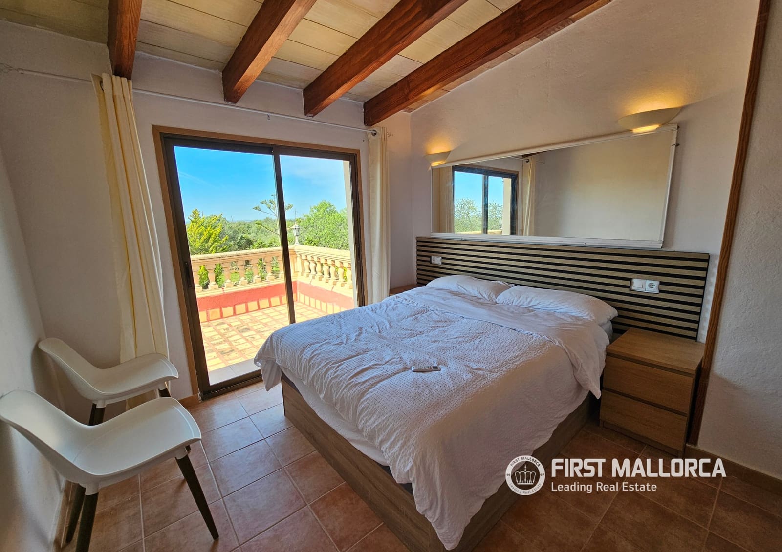 Finca/Casa Rural de 4 habitaciones en Llucmajor en alquiler con piscina garaje - 3.000 € (Ref: 9810791)