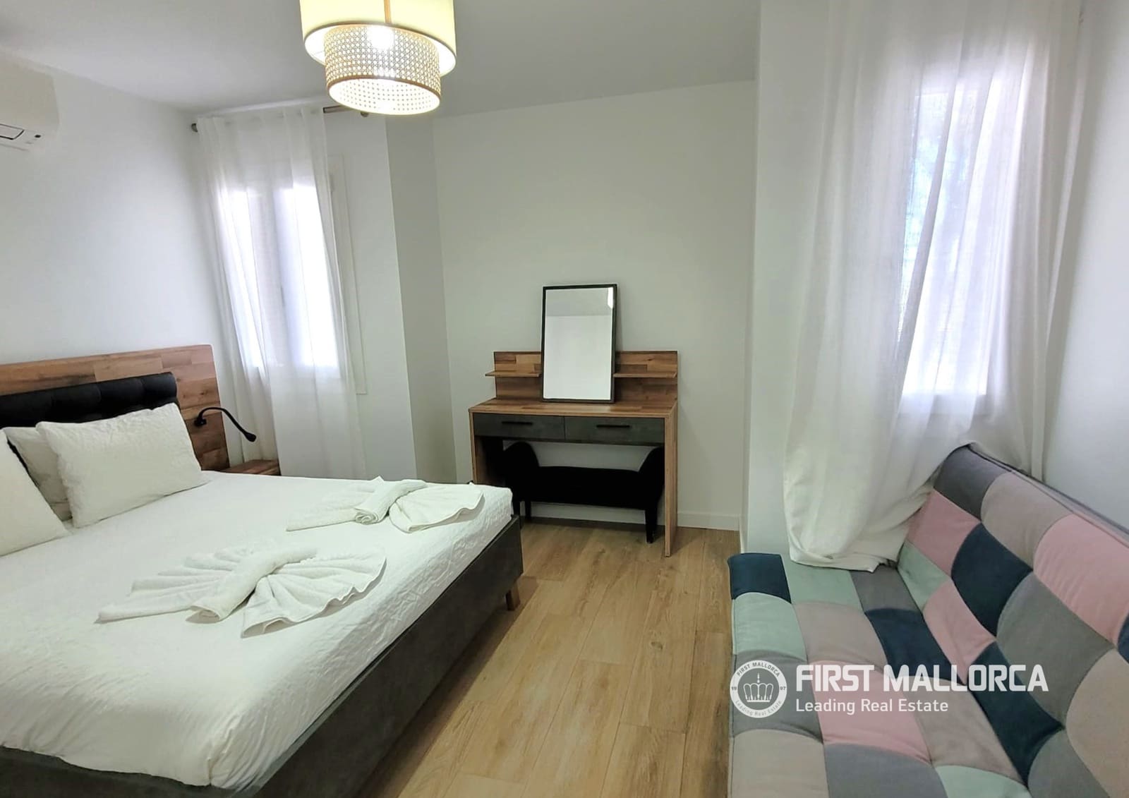 2 makuuhuone Huoneisto vuokrattavana paikassa Cala d'Or mukana uima-altaan 
autotalli - 2 000 € (Ref: 9810792)