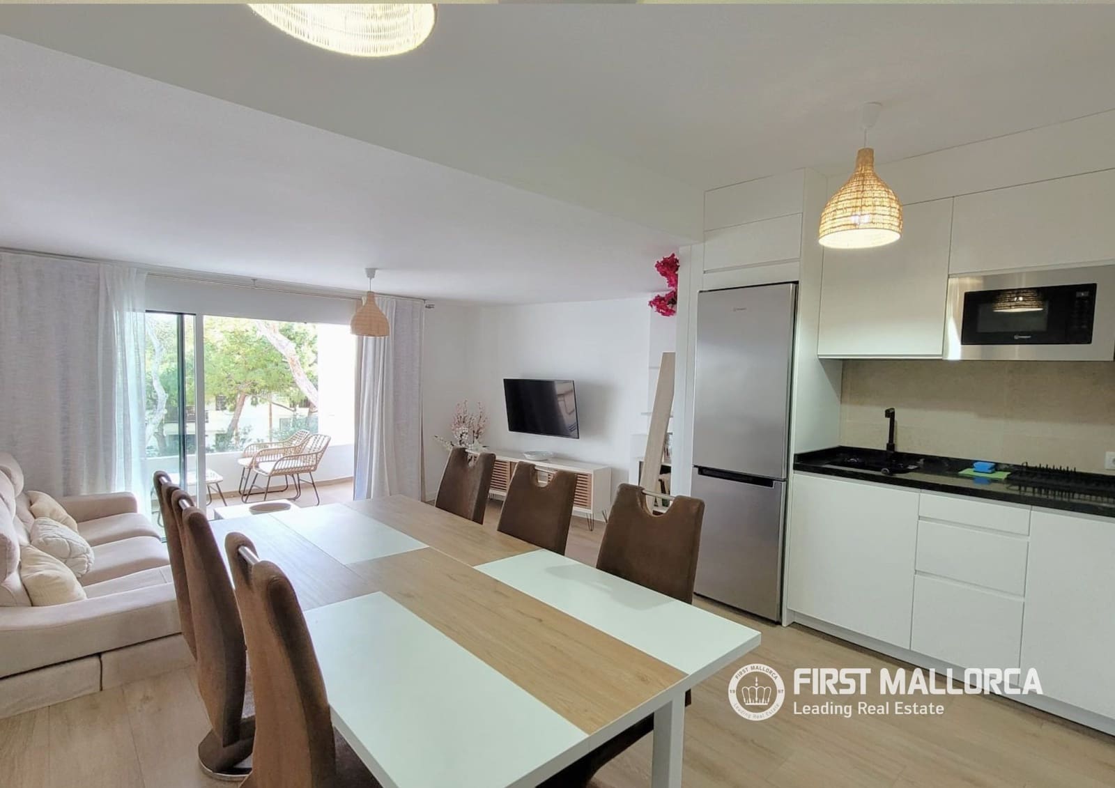2 bedroom Apartment for rent in Cala d'Or with pool - € 2,000 (Ref: 9810792)