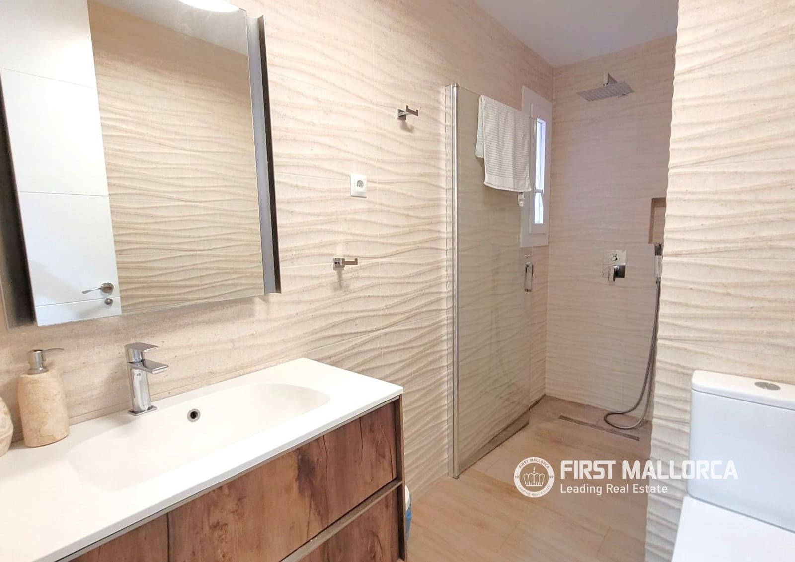 2 bedroom Apartment for rent in Cala d'Or with pool - € 2,000 (Ref: 9810792)