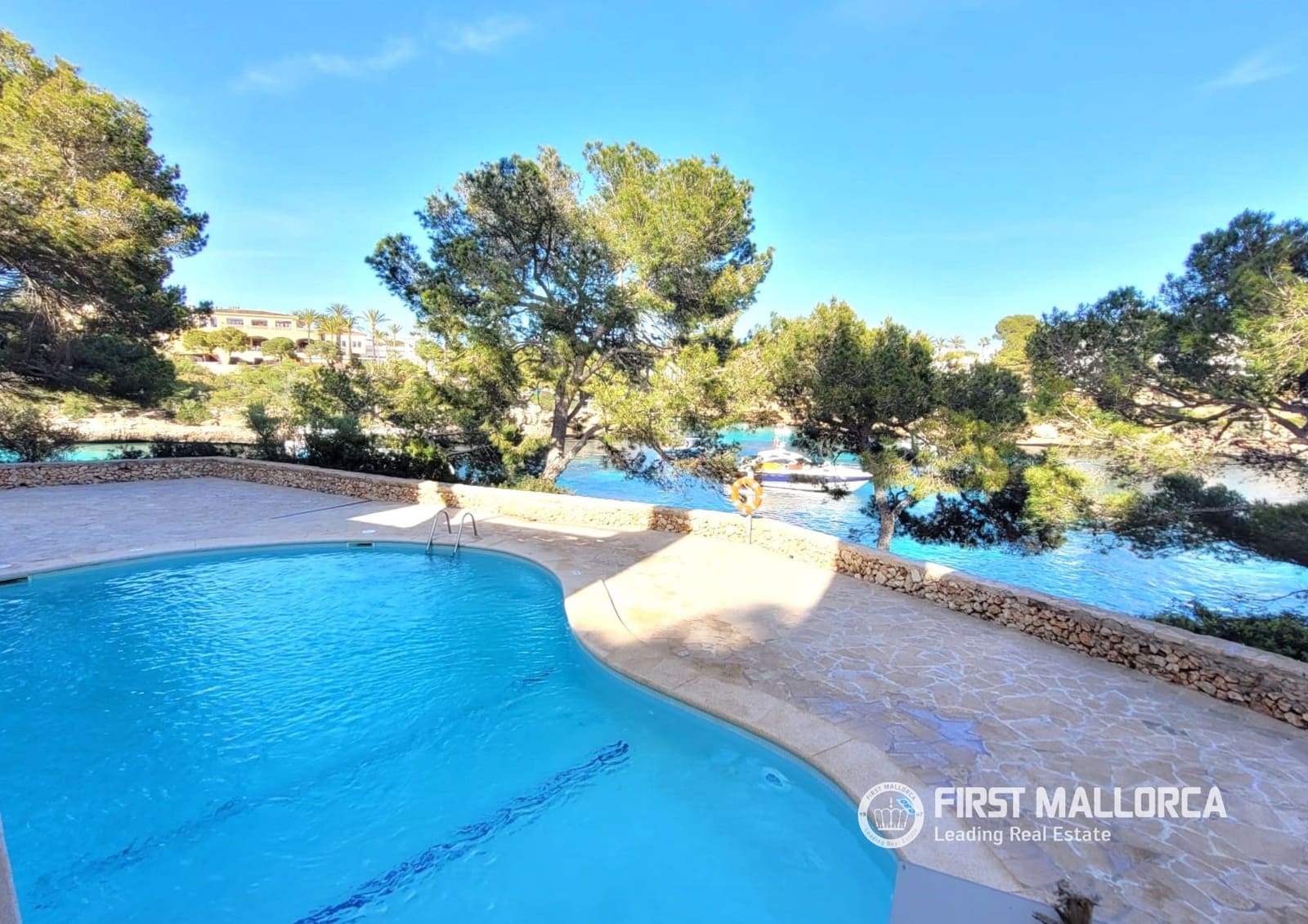 2 bedroom Apartment for rent in Cala d'Or with pool - € 2,000 (Ref: 9810792)