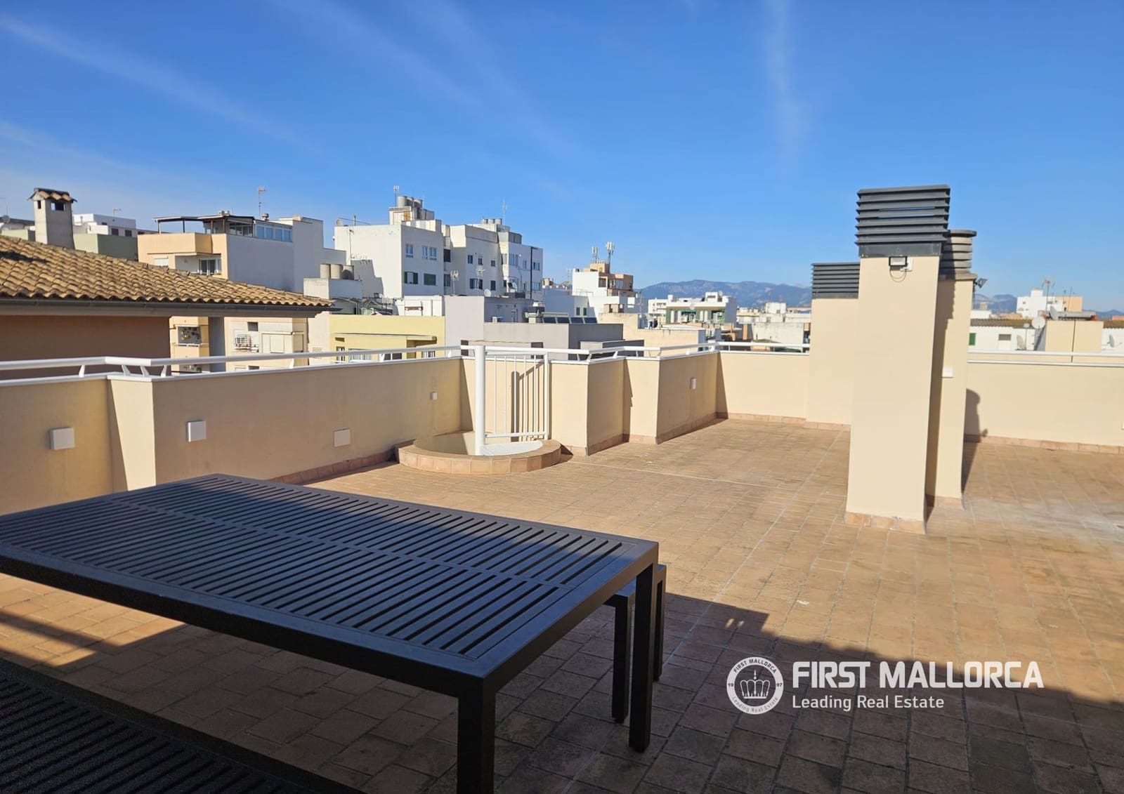 3 Zimmer Penthouse zu verkaufen in Palma de Mallorca mit Garage - 997.000 € (Ref: 9821650)