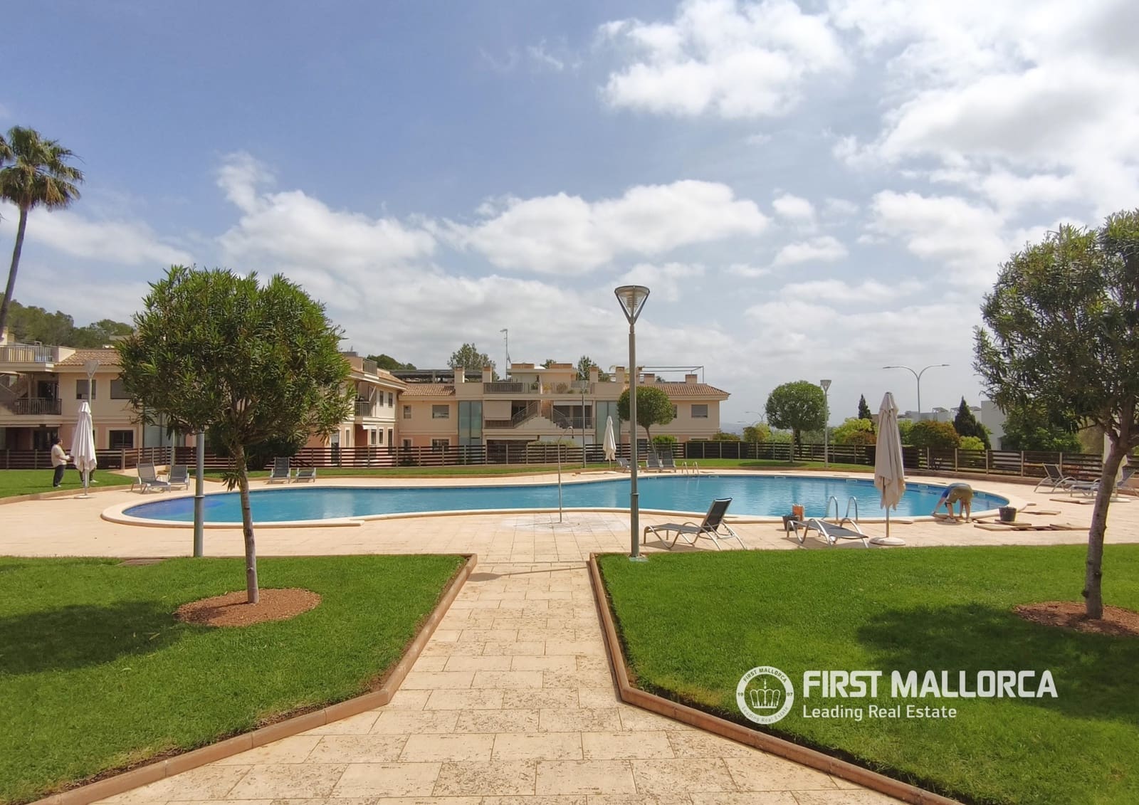 4 Zimmer Apartment zu verkaufen in Palma de Mallorca mit Pool Garage - 1.275.000 € (Ref: 9821651)