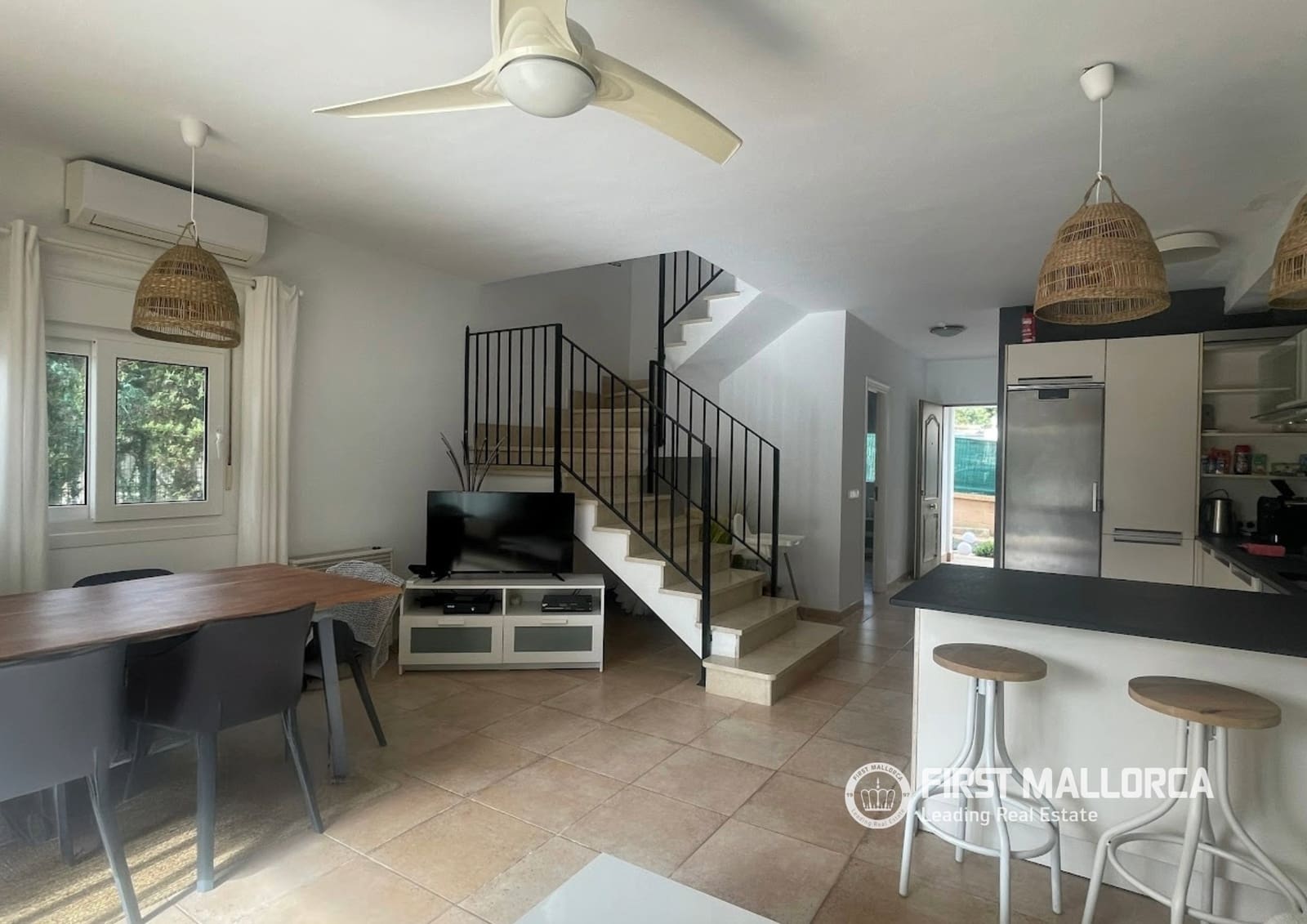 Villa/Maison Semi-Mitoyenne de 4 chambres à louer à Cala Pi avec piscine garage - 2 500 € (Ref: 9824116)