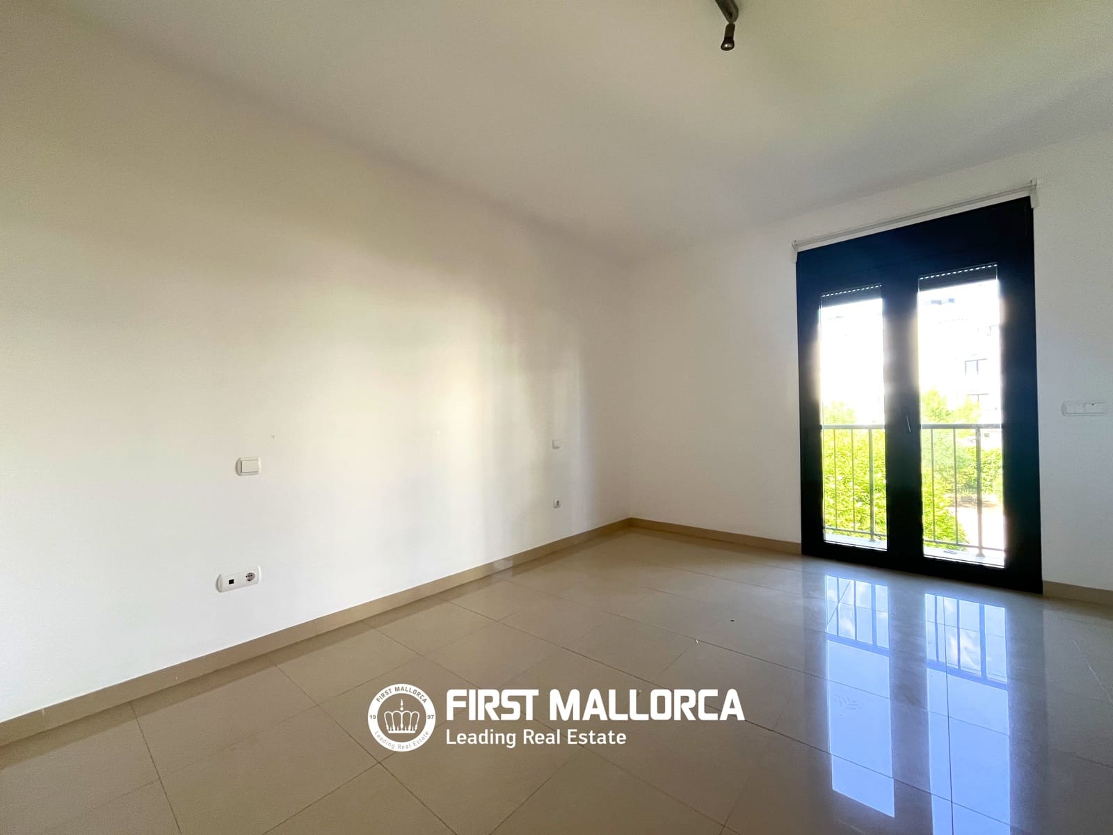 2 sovrum Lägenhet att hyra i Santa Ponsa med pool garage - 2 300 € (Ref: 9830355)