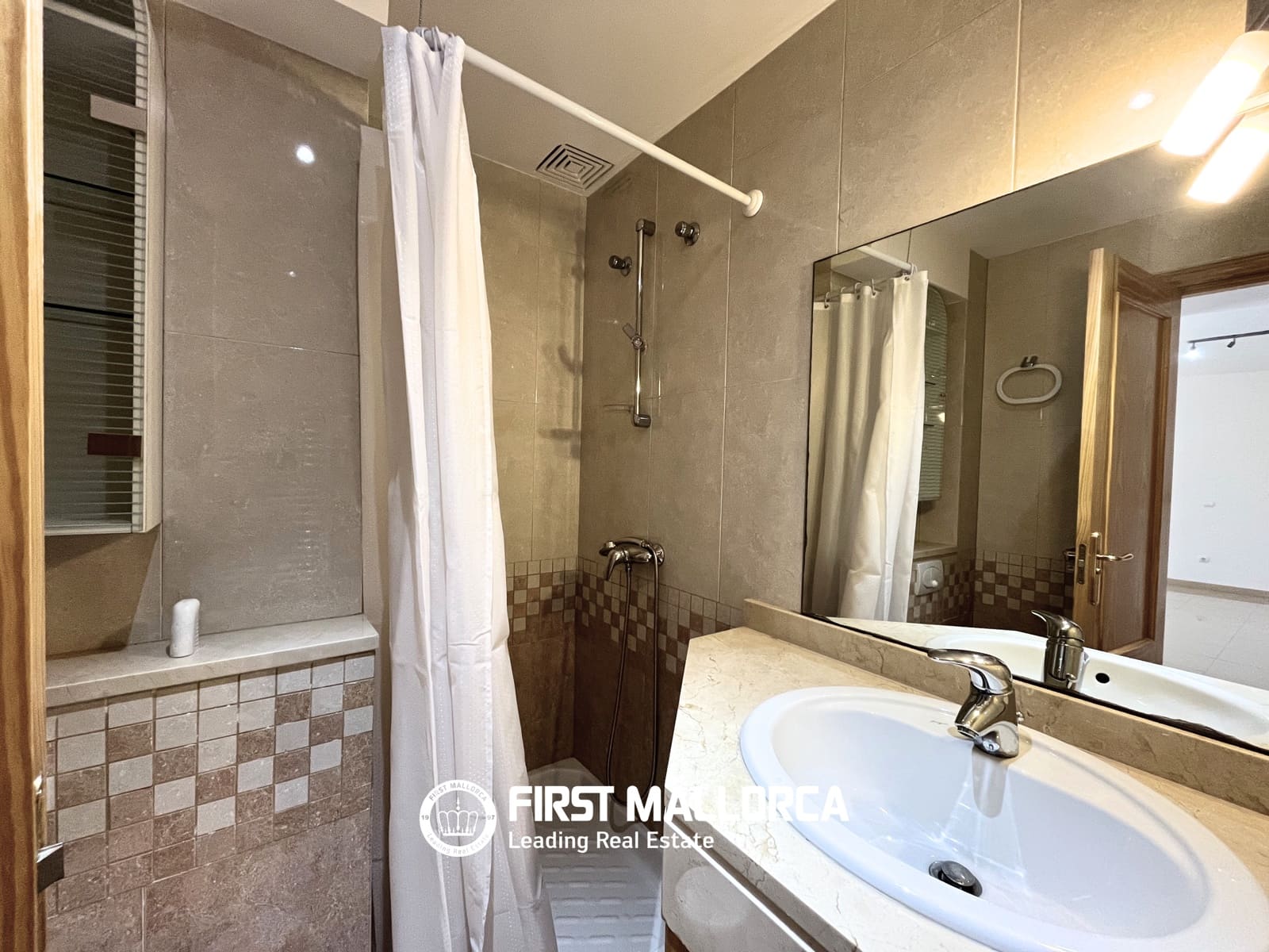 2 sovrum Lägenhet att hyra i Santa Ponsa med pool garage - 2 300 € (Ref: 9830355)