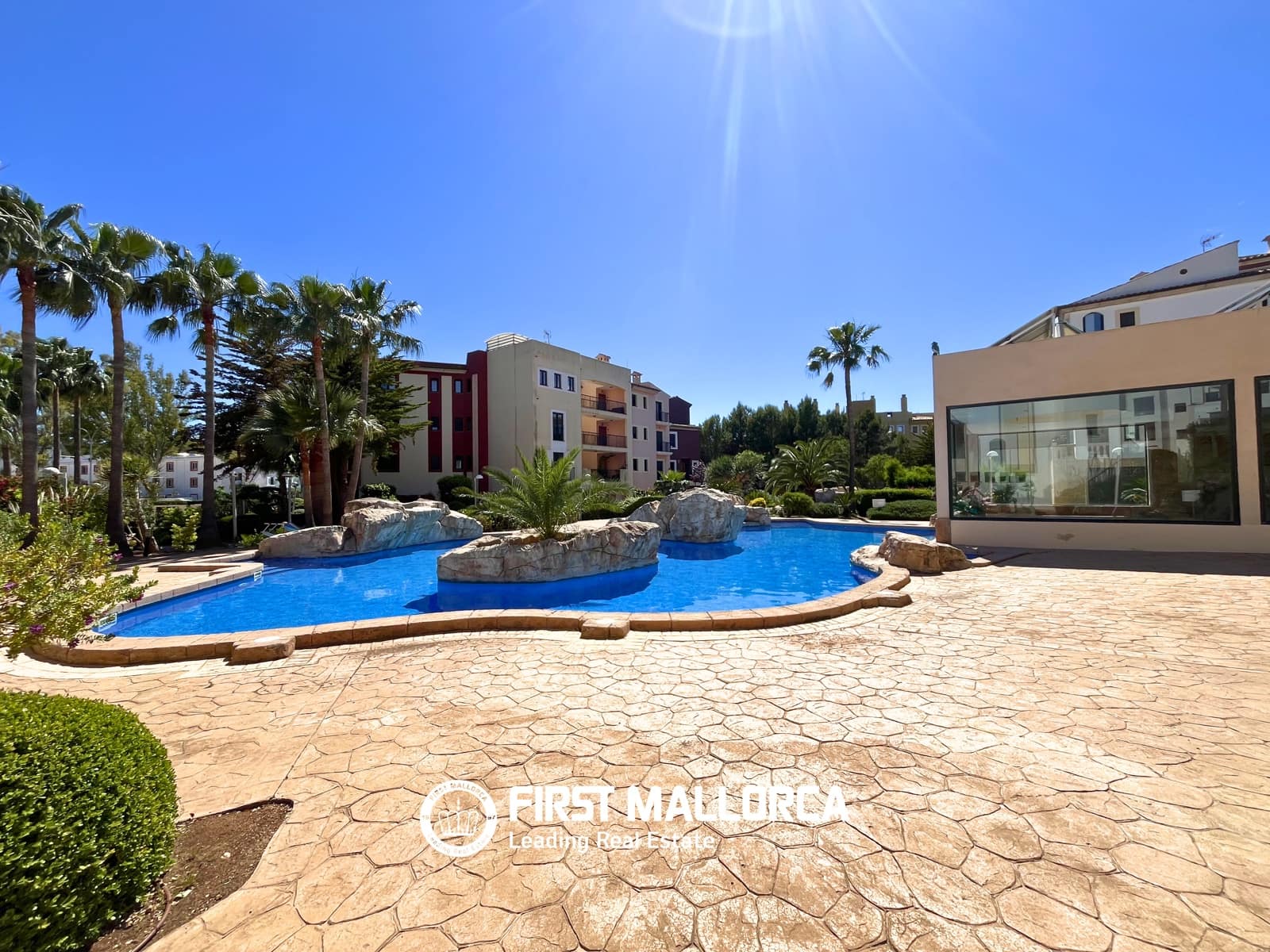2 sovrum Lägenhet att hyra i Santa Ponsa med pool garage - 2 300 € (Ref: 9830355)