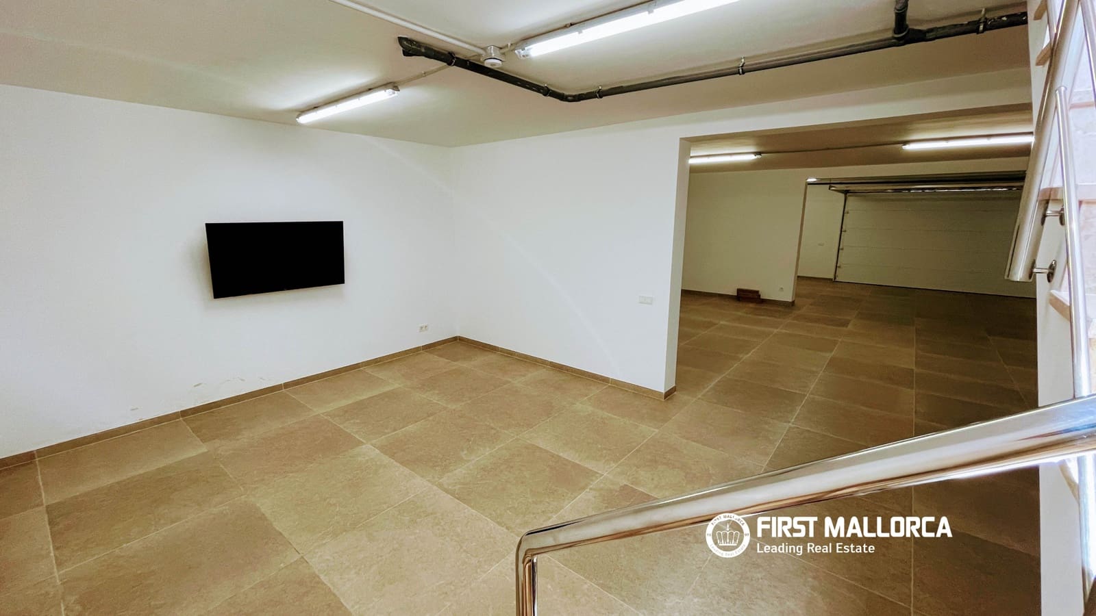4 bedroom Finca/Country House for rent in Muro with pool garage - € 5,800 (Ref: 9830356)