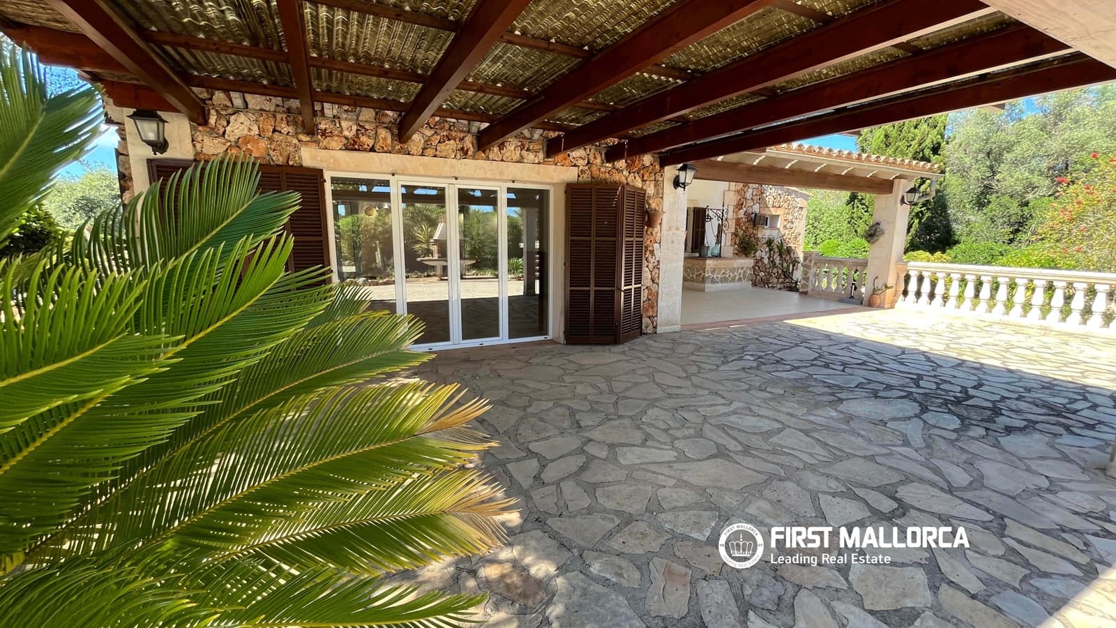 3 bedroom Finca/Country House for rent in Lloret de Vista Alegre with pool garage - € 3,100 (Ref: 9833060)
