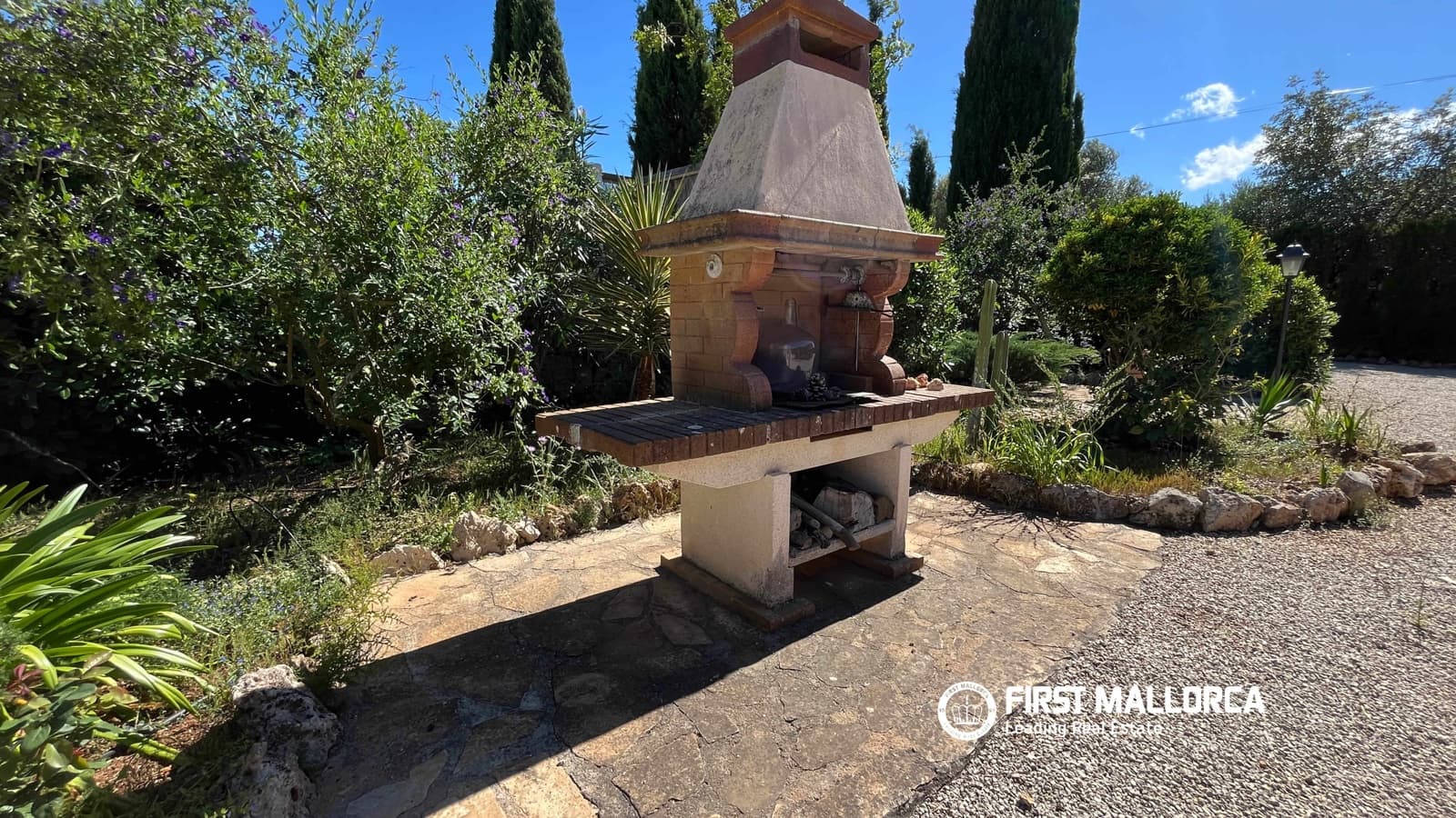 3 bedroom Finca/Country House for rent in Lloret de Vista Alegre with pool garage - € 3,100 (Ref: 9833060)