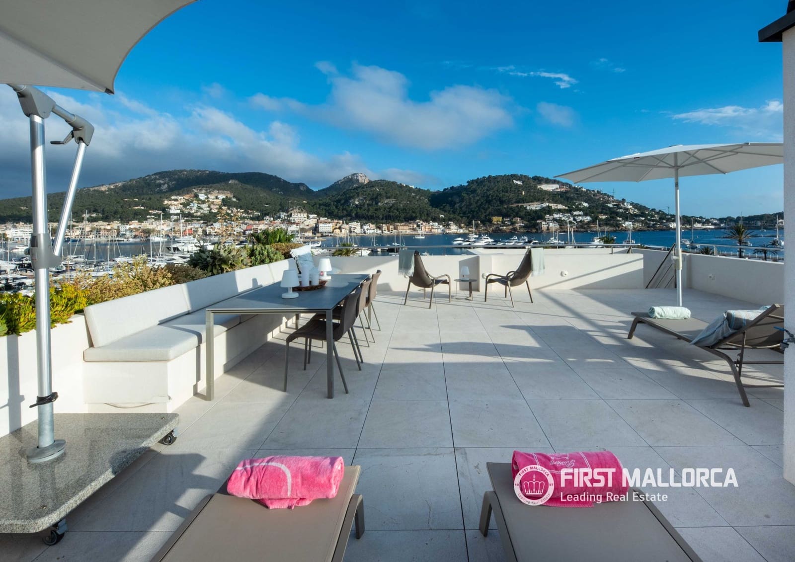 3 bedroom Penthouse for sale in Puerto de Andratx with garage - € 2,750,000 (Ref: 9833062)